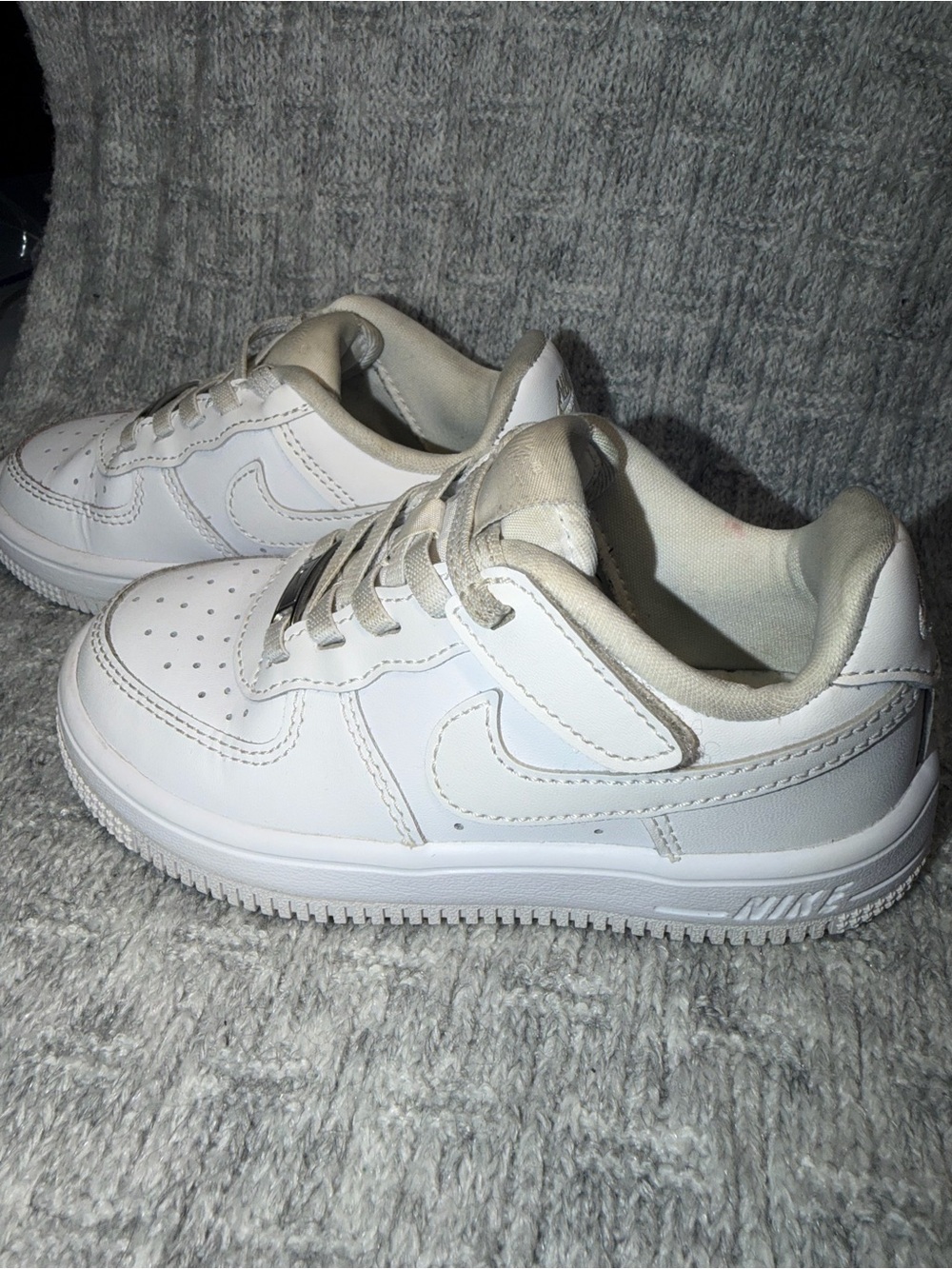 Nike Kids White Velcro Leather Sneakers
